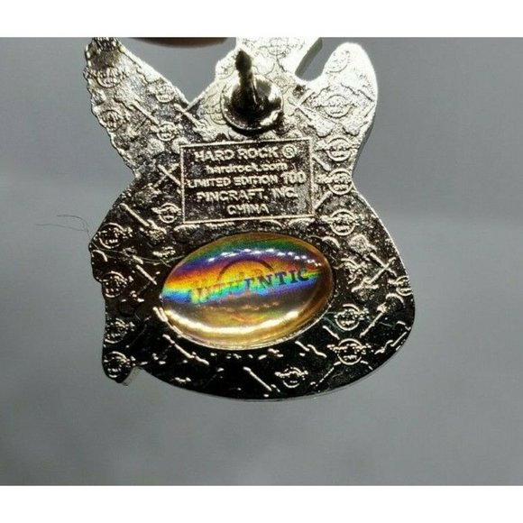 Authentic Hard Rock Café Cozumel Parrot Guitar Lapel Brooch Hat Pin - Picture 7 of 10